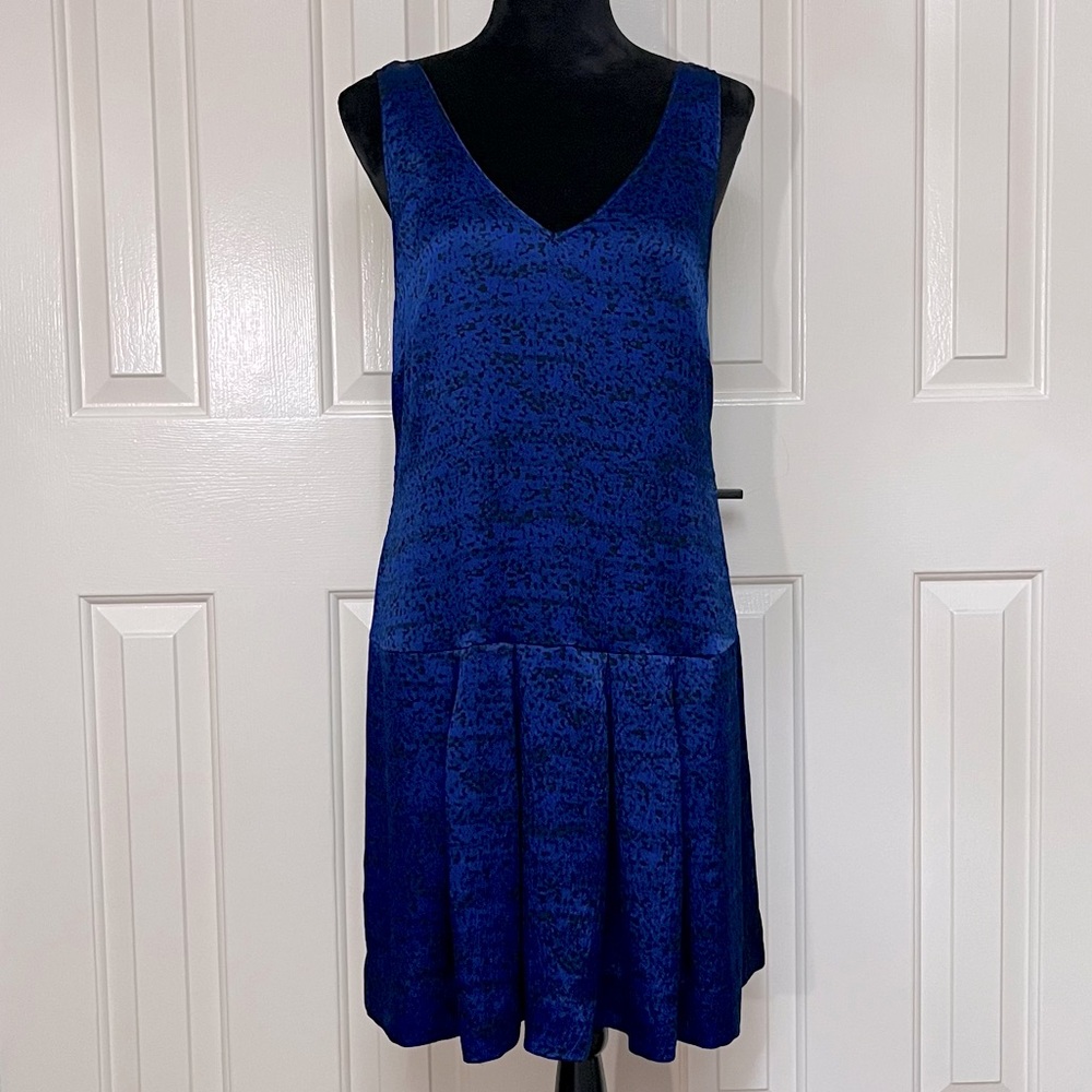 Rebecca Taylor Silk Drop Waist V-neck Pleated Mini Dress Blue and Black Size 8